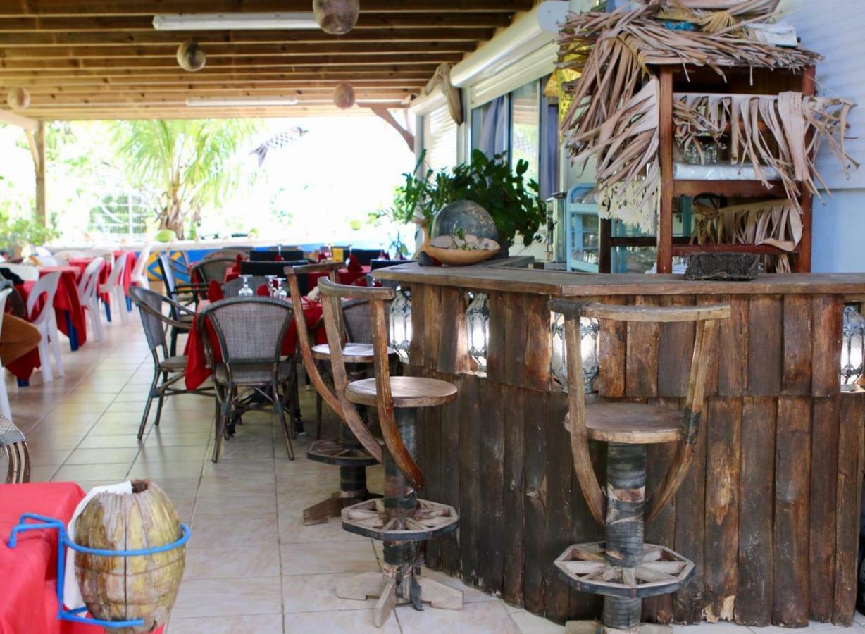 Bed & Breakfast 6 Suites Piscine Et Plage Pointe Faula Ле-Воклен Экстерьер фото