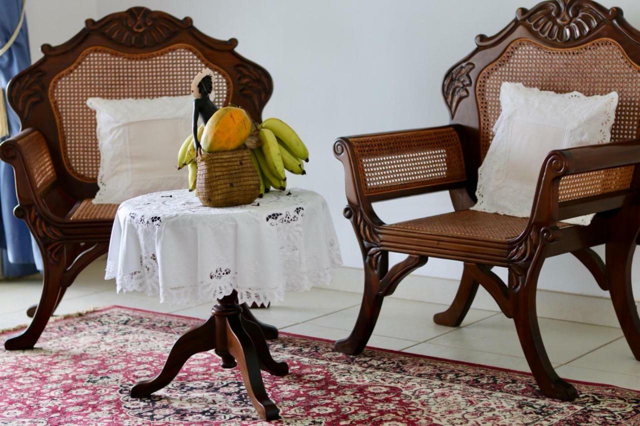 Bed & Breakfast 6 Suites Piscine Et Plage Pointe Faula Ле-Воклен Экстерьер фото