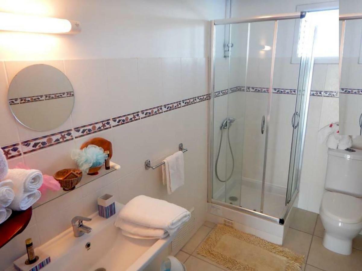 Bed & Breakfast 6 Suites Piscine Et Plage Pointe Faula Ле-Воклен Экстерьер фото